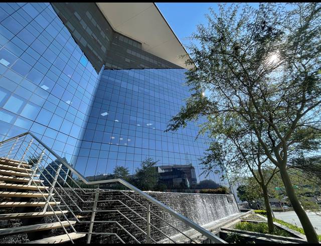 779M² OFFICE TO LET IN SANDTON CENTRAL